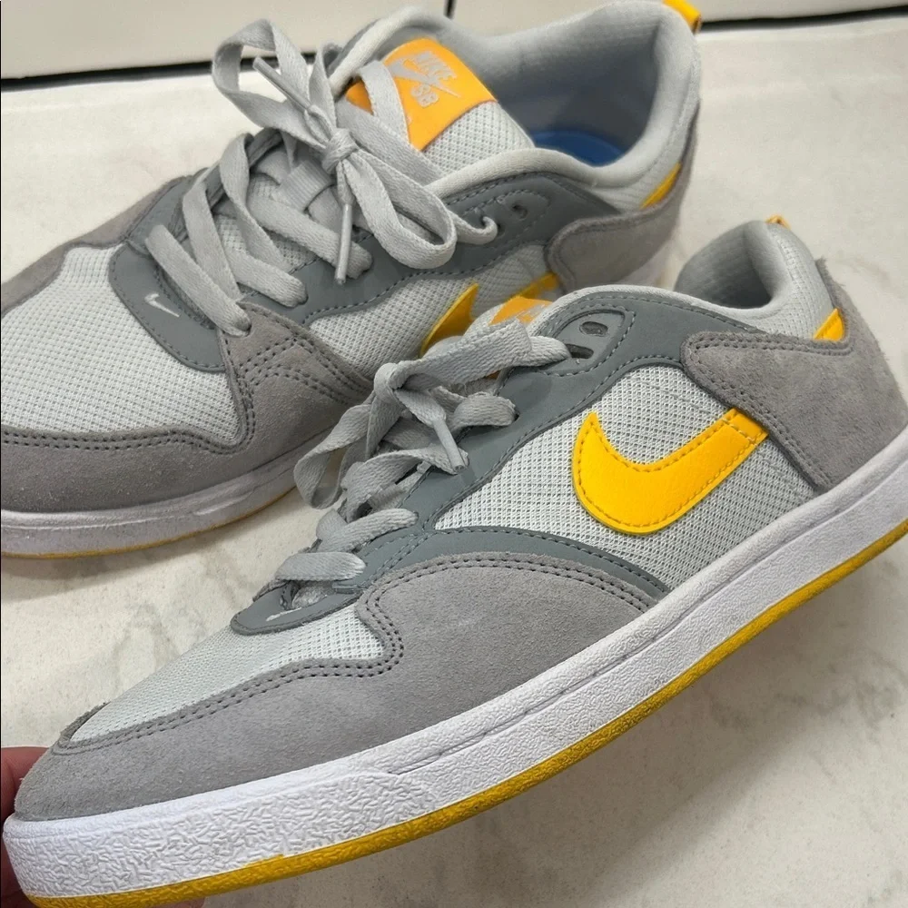 Nike Alleyoop SB 'Particle Grey‎ University Gold' Sneakers Skate Shoes 7.5
